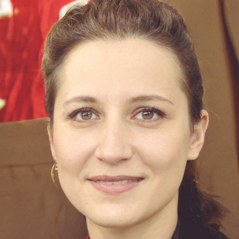 Photo de Marie Dubois, formatrice en analyse financière